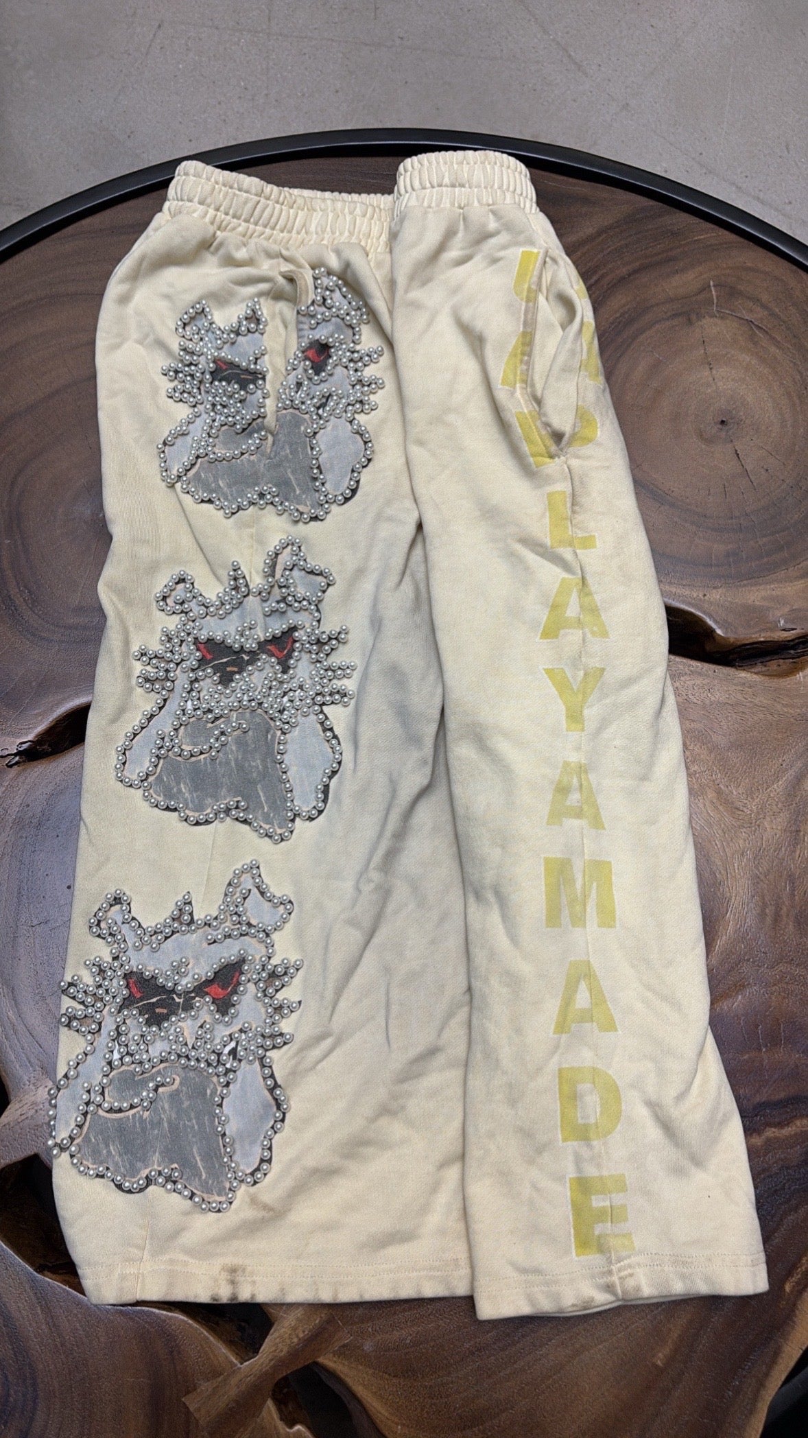 Dawg Pearl Shorts Off White